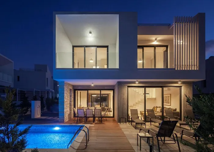 Resort Avalon 1 12 *