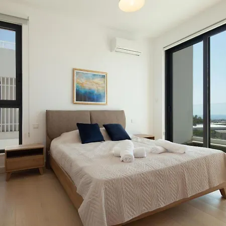 Avalon 1 12 * Πάφος