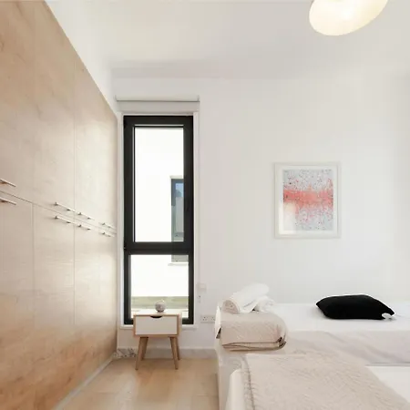 Avalon 1 12 * Πάφος