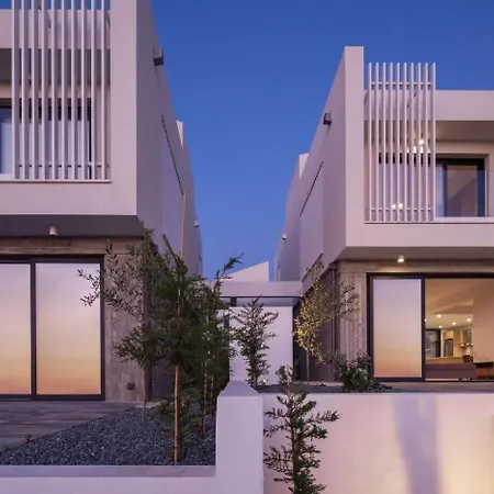 Avalon 1 12 אתר נופש *