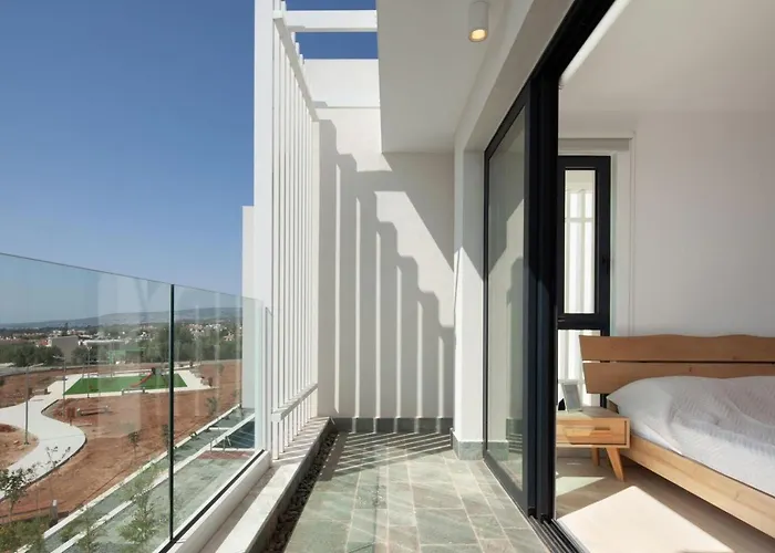 אתר נופש Avalon 1 12 *