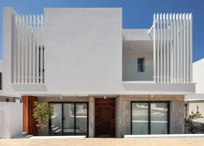 Avalon 1 12 פאפוס