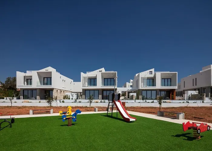 Resort Avalon 1 12 Paphos